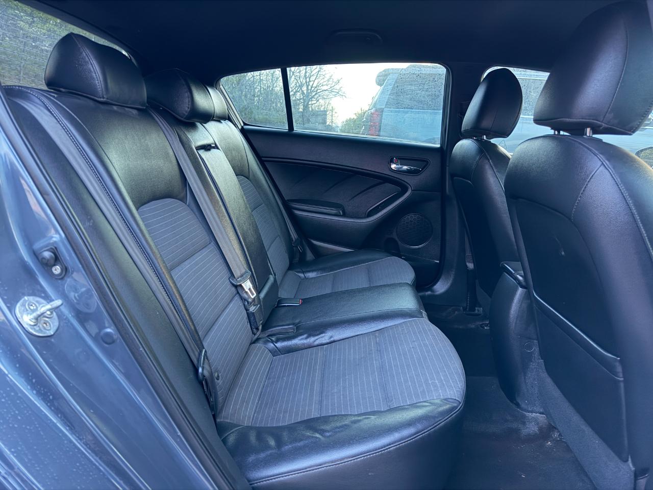 Kia Forte 5-Door 5dr HB Man SX 2016