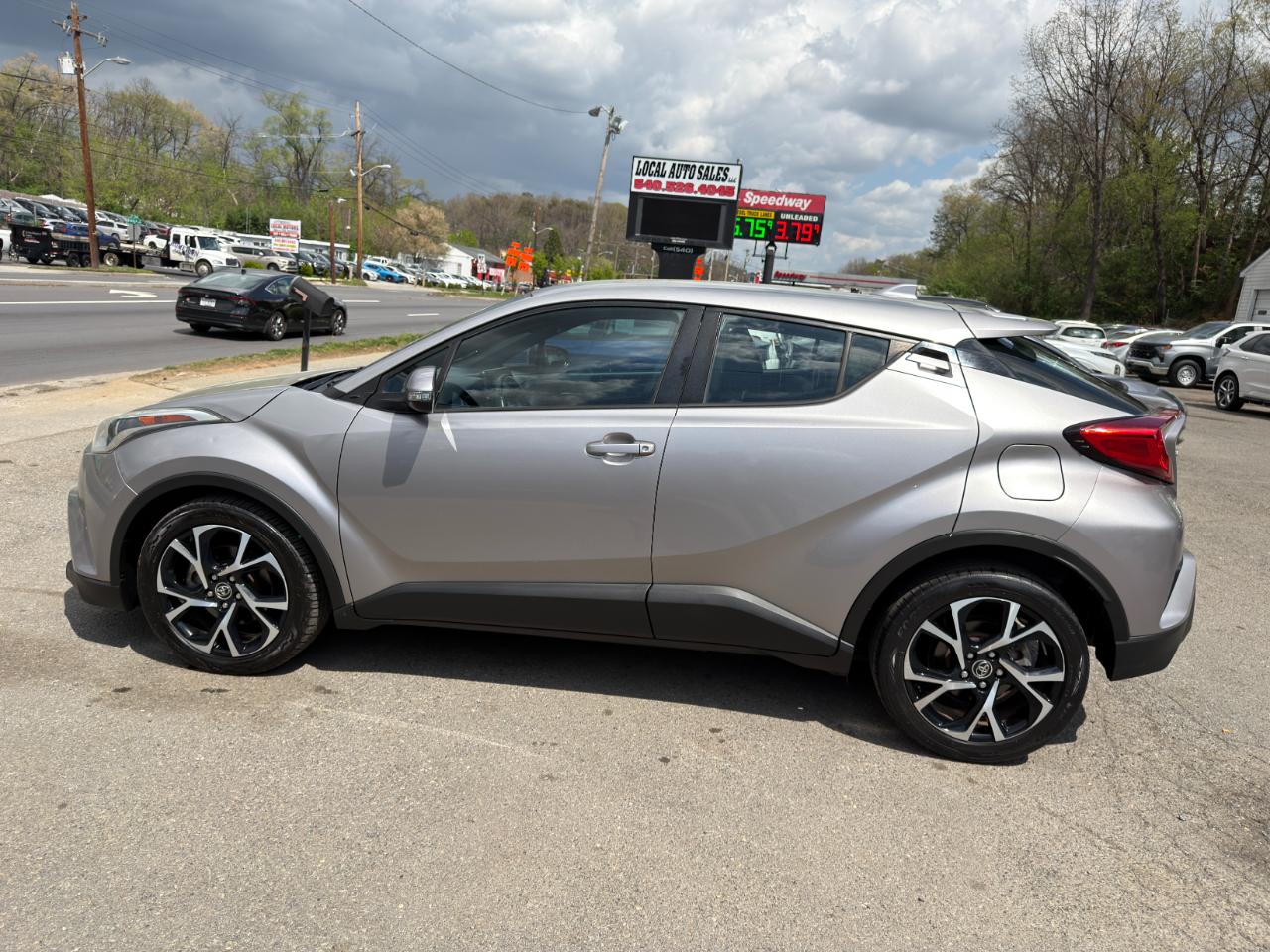 Toyota C-HR XLE FWD (Natl) 2018