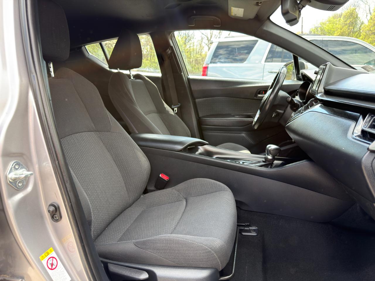 Toyota C-HR XLE FWD (Natl) 2018