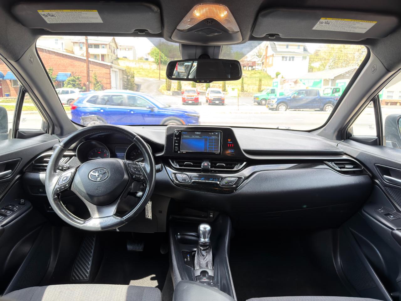 Toyota C-HR XLE FWD (Natl) 2018