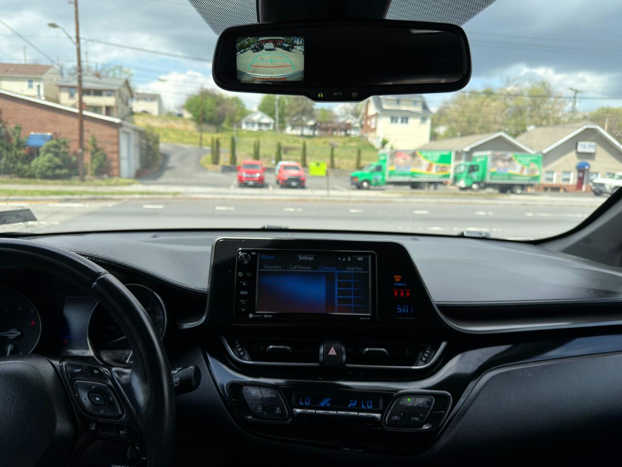 Toyota C-HR XLE FWD (Natl) 2018