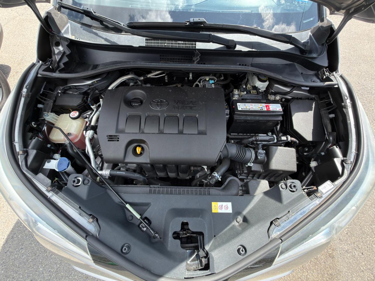 Toyota C-HR XLE FWD (Natl) 2018