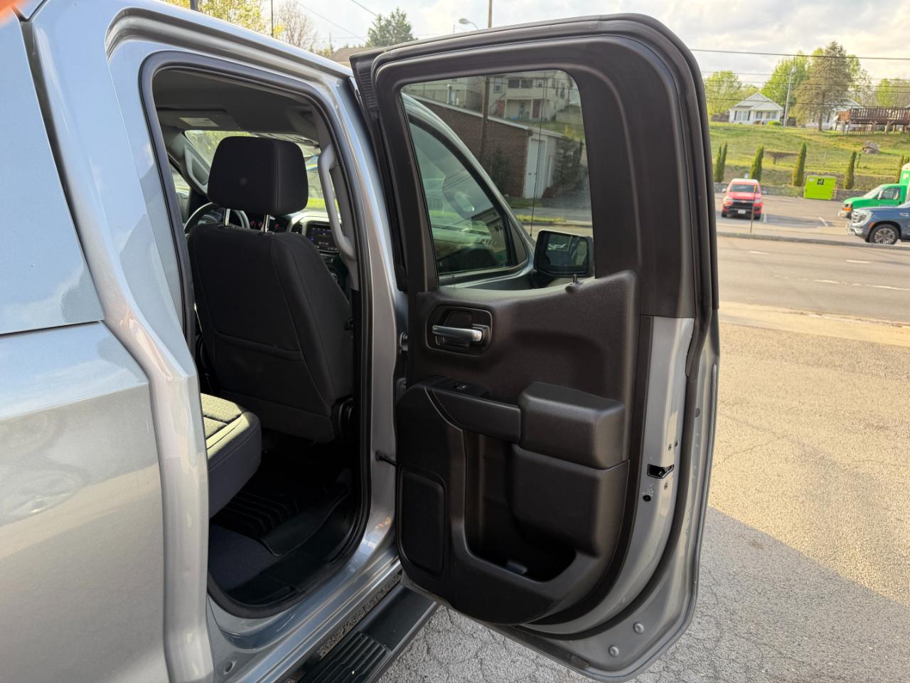 Chevrolet Silverado 1500 2WD Double Cab 147" Work Truck 2024