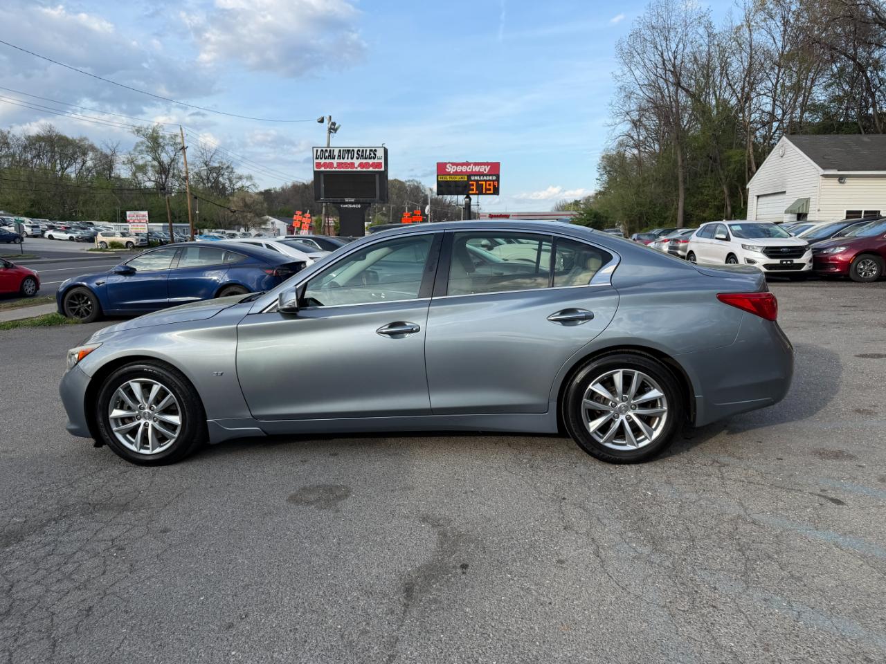 Infiniti Q50 4dr Sdn Premium AWD 2015