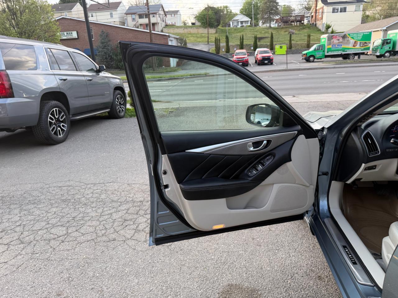 Infiniti Q50 4dr Sdn Premium AWD 2015