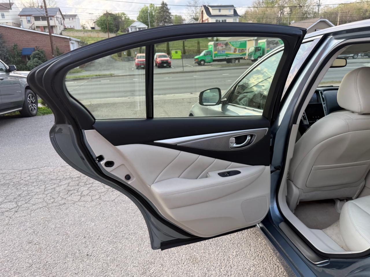 Infiniti Q50 4dr Sdn Premium AWD 2015