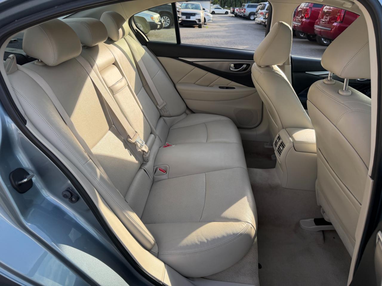 Infiniti Q50 4dr Sdn Premium AWD 2015