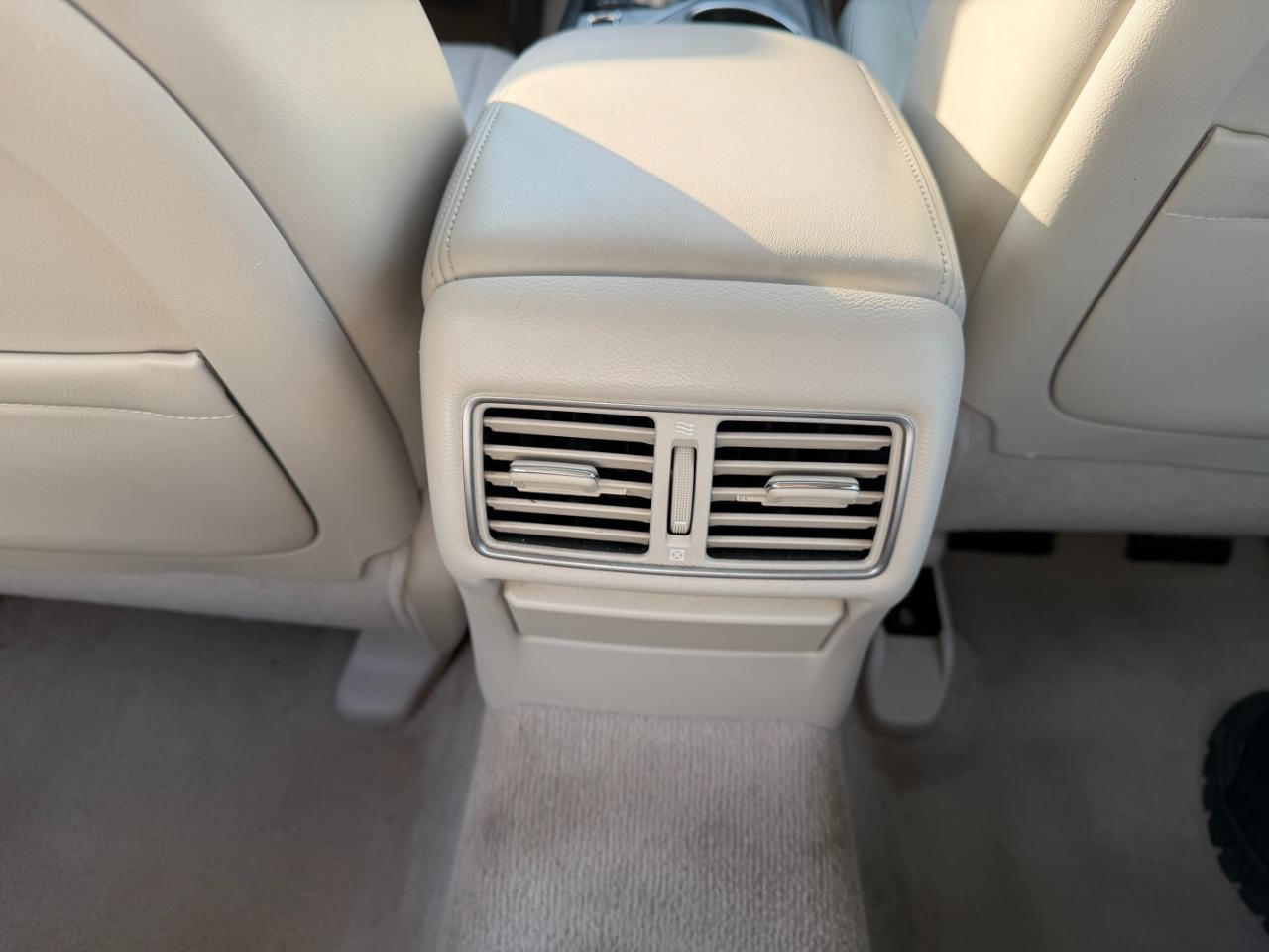 Infiniti Q50 4dr Sdn Premium AWD 2015