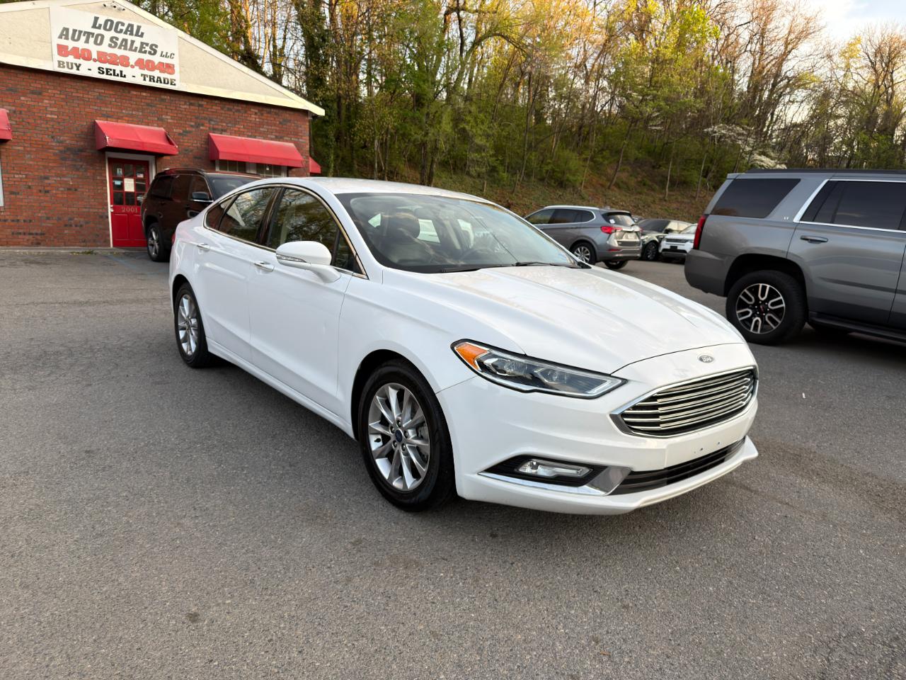 Ford Fusion SE FWD 2017