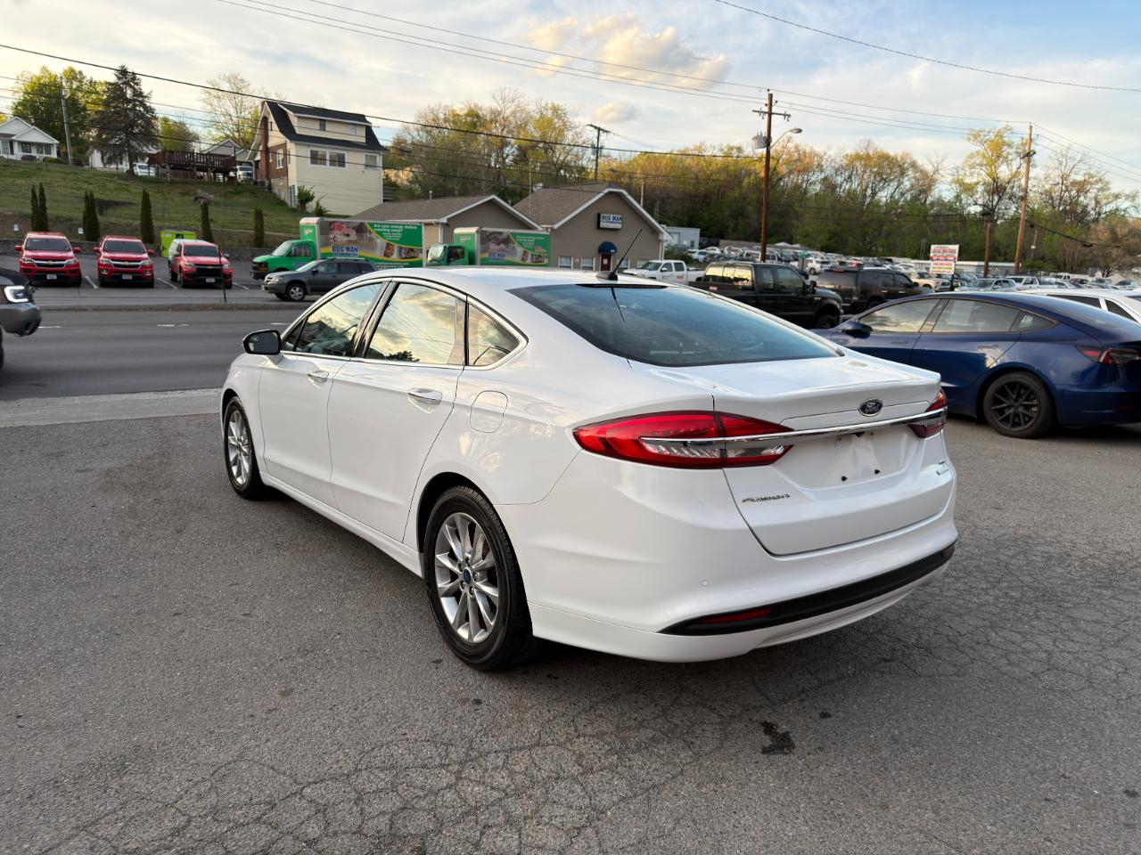 Ford Fusion SE FWD 2017