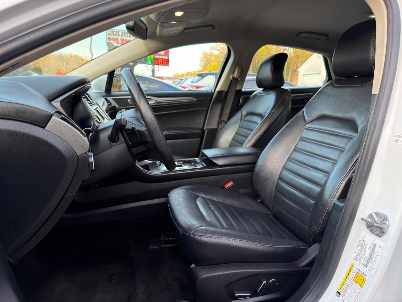 Ford Fusion SE FWD 2017