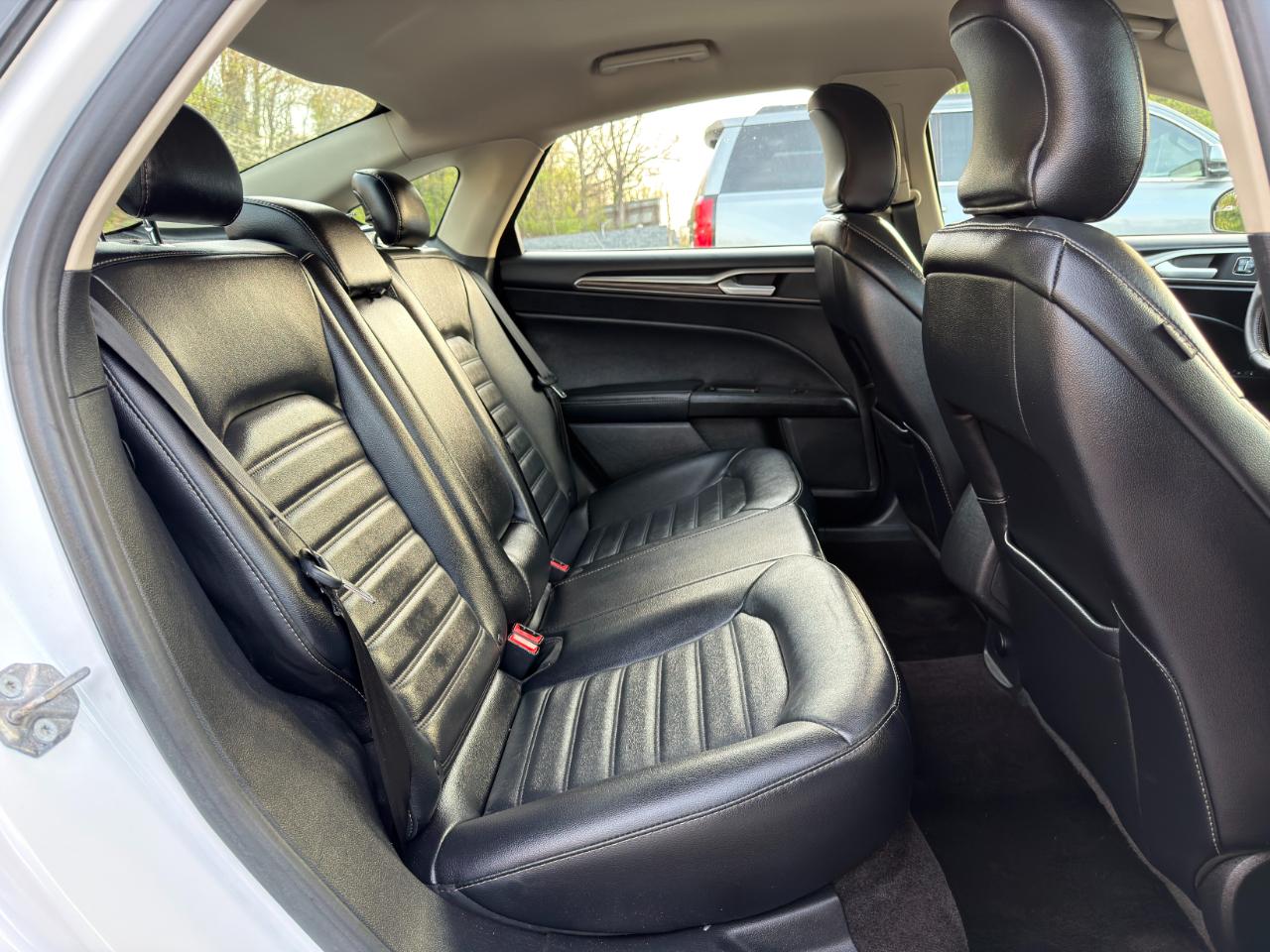 Ford Fusion SE FWD 2017