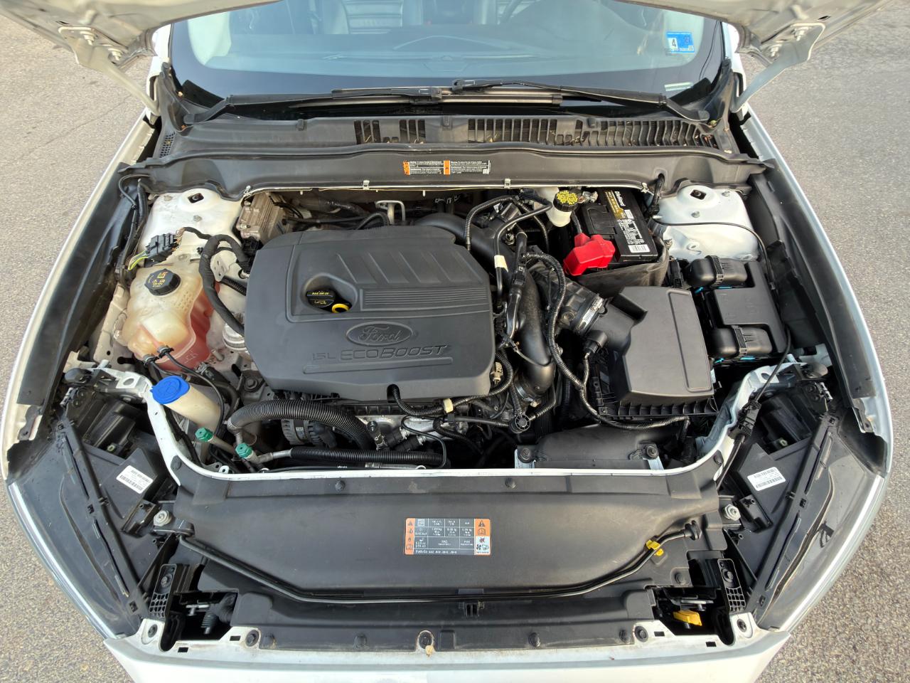 Ford Fusion SE FWD 2017