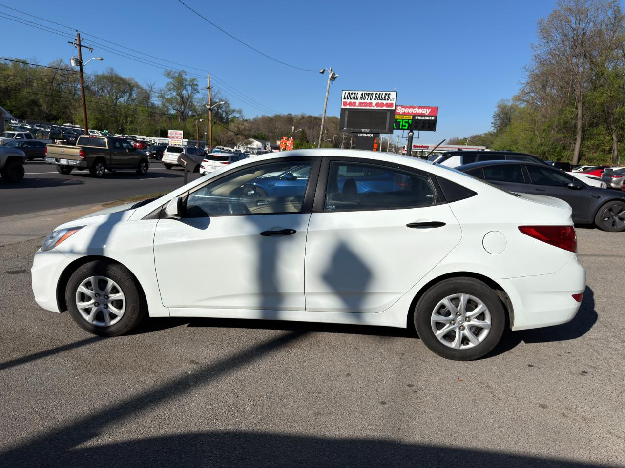 Hyundai Accent 4dr Sdn Auto GLS 2012