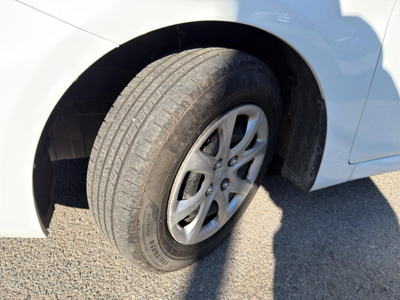 Hyundai Accent 4dr Sdn Auto GLS 2012