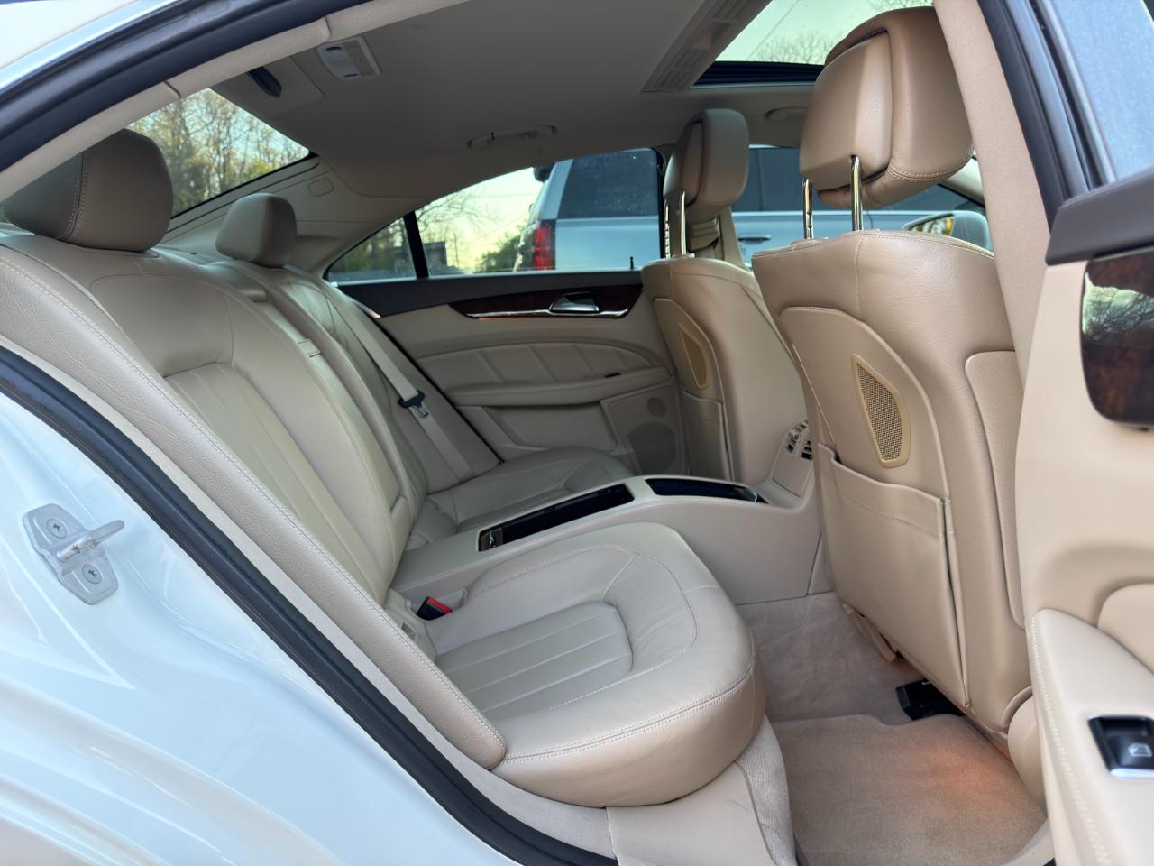 Mercedes-Benz CLS-Class 4dr Sdn CLS 550 4MATIC 2013