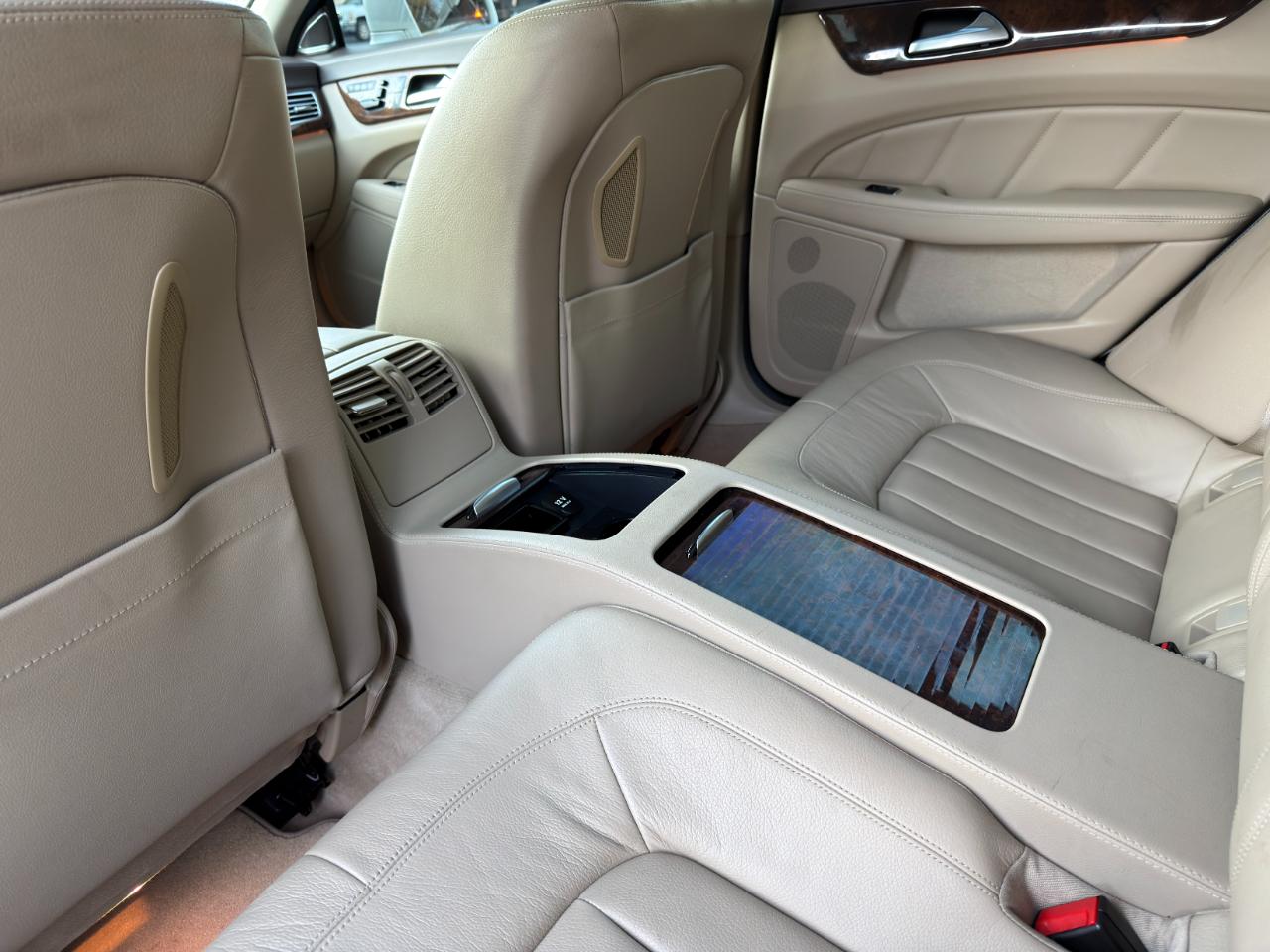 Mercedes-Benz CLS-Class 4dr Sdn CLS 550 4MATIC 2013