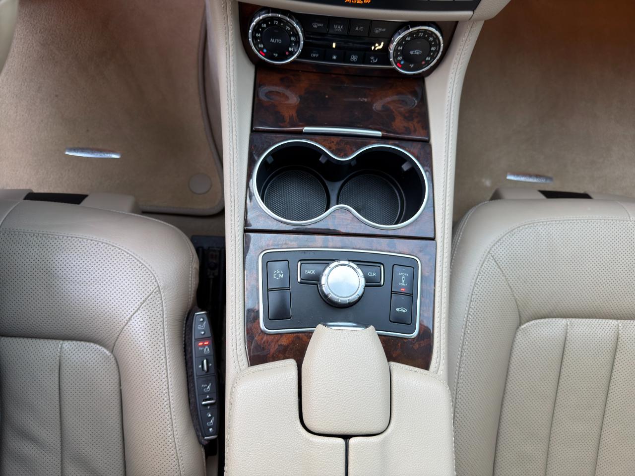 Mercedes-Benz CLS-Class 4dr Sdn CLS 550 4MATIC 2013