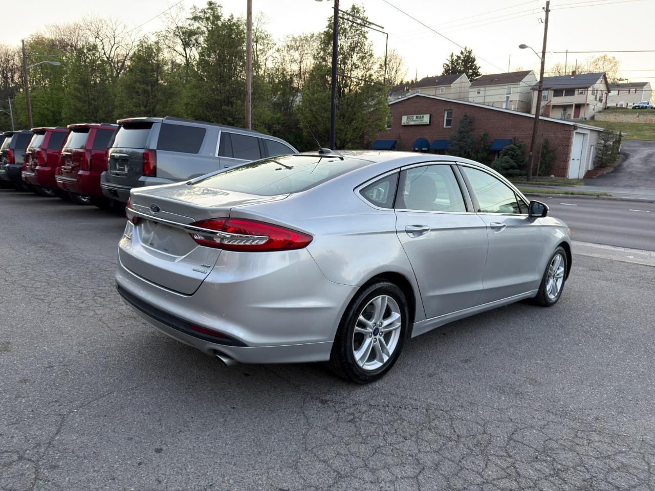 Ford Fusion SE FWD 2018