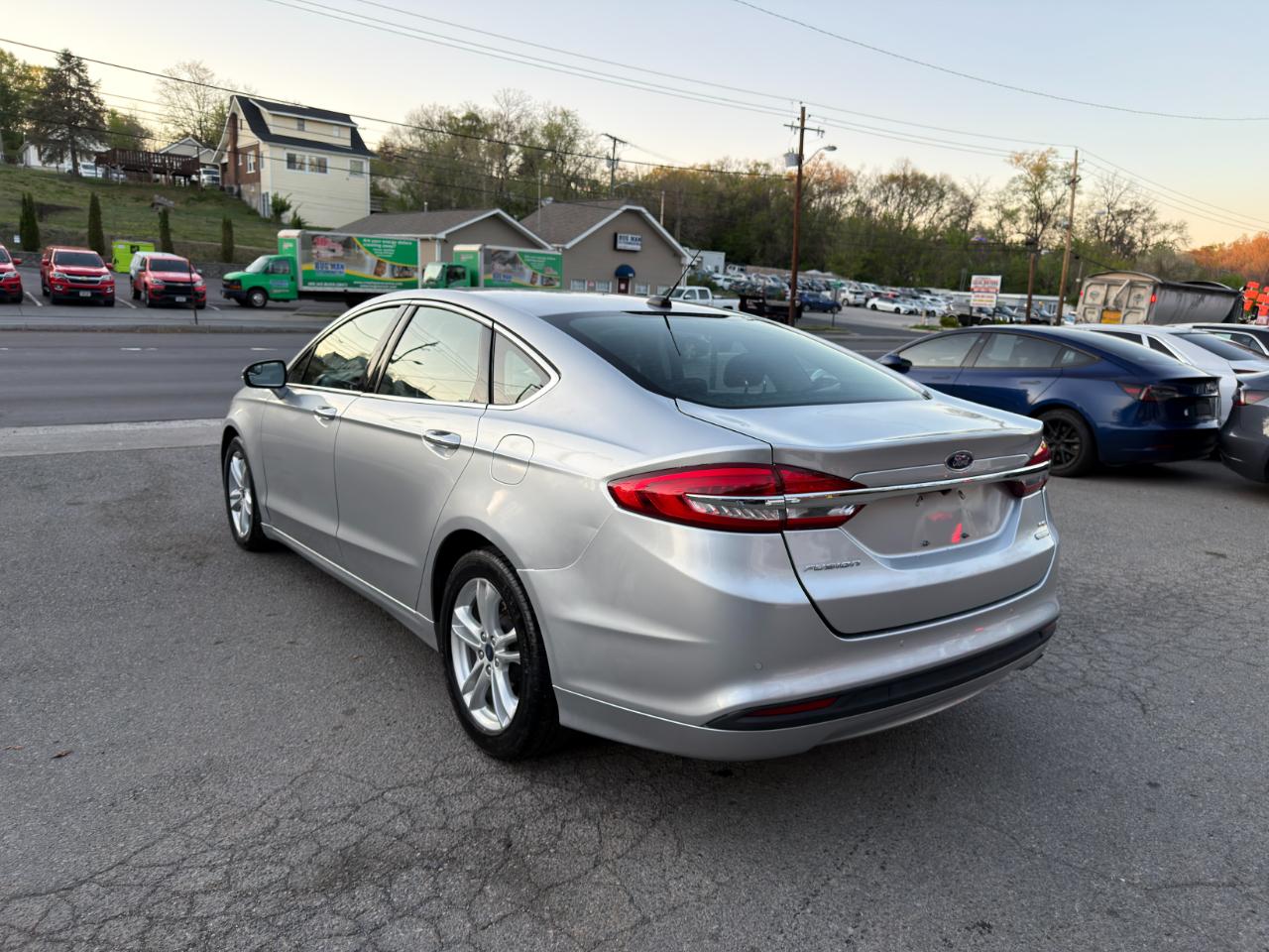 Ford Fusion SE FWD 2018