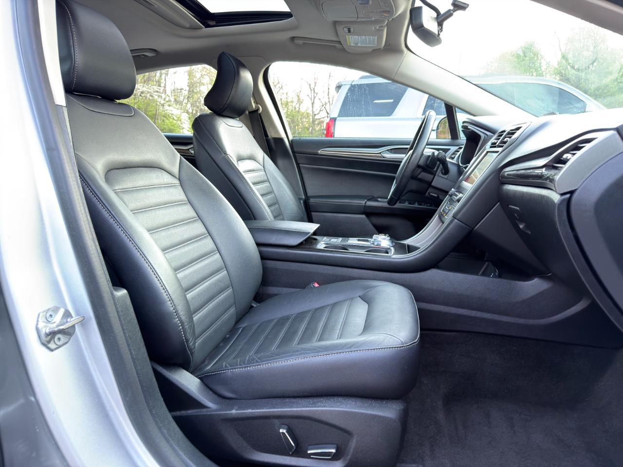 Ford Fusion SE FWD 2018