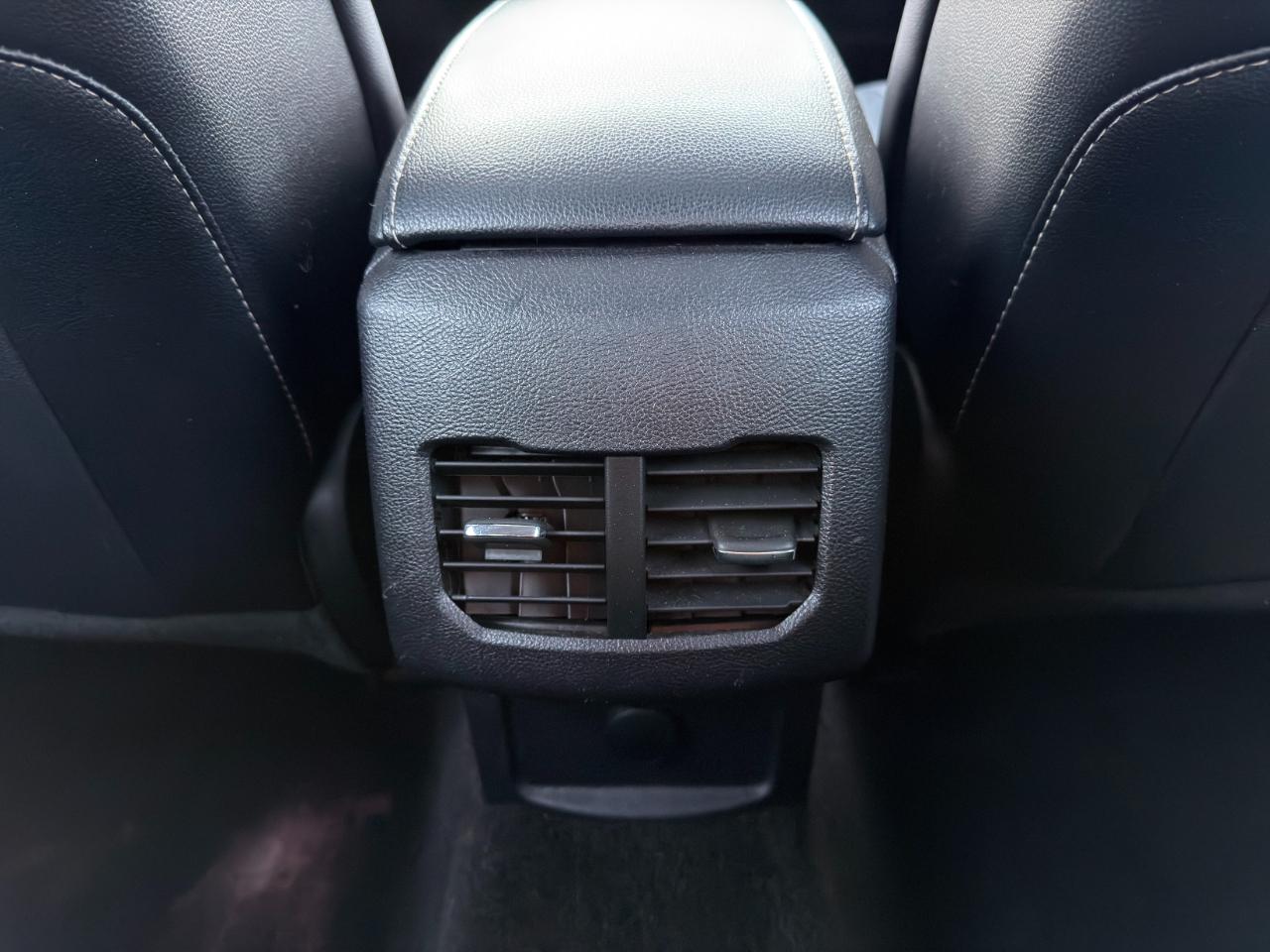 Ford Fusion SE FWD 2018