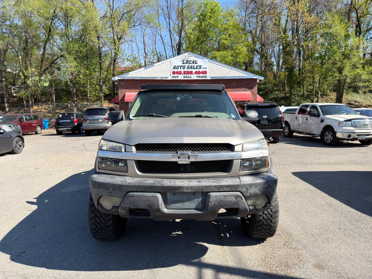 Chevrolet Avalanche 1500 5dr Crew Cab 130" WB 4WD 2002