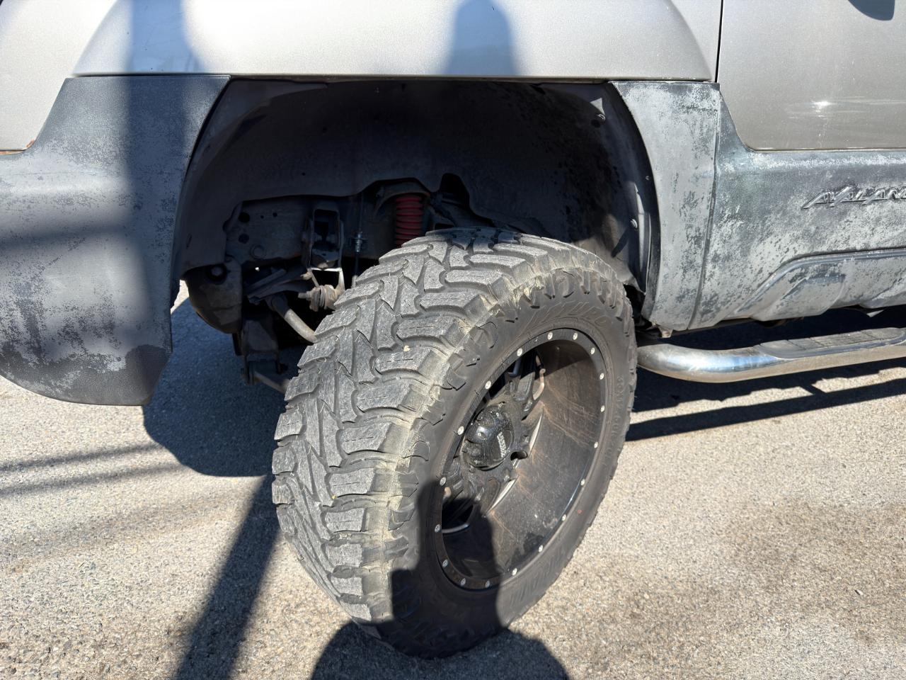 Chevrolet Avalanche 1500 5dr Crew Cab 130" WB 4WD 2002