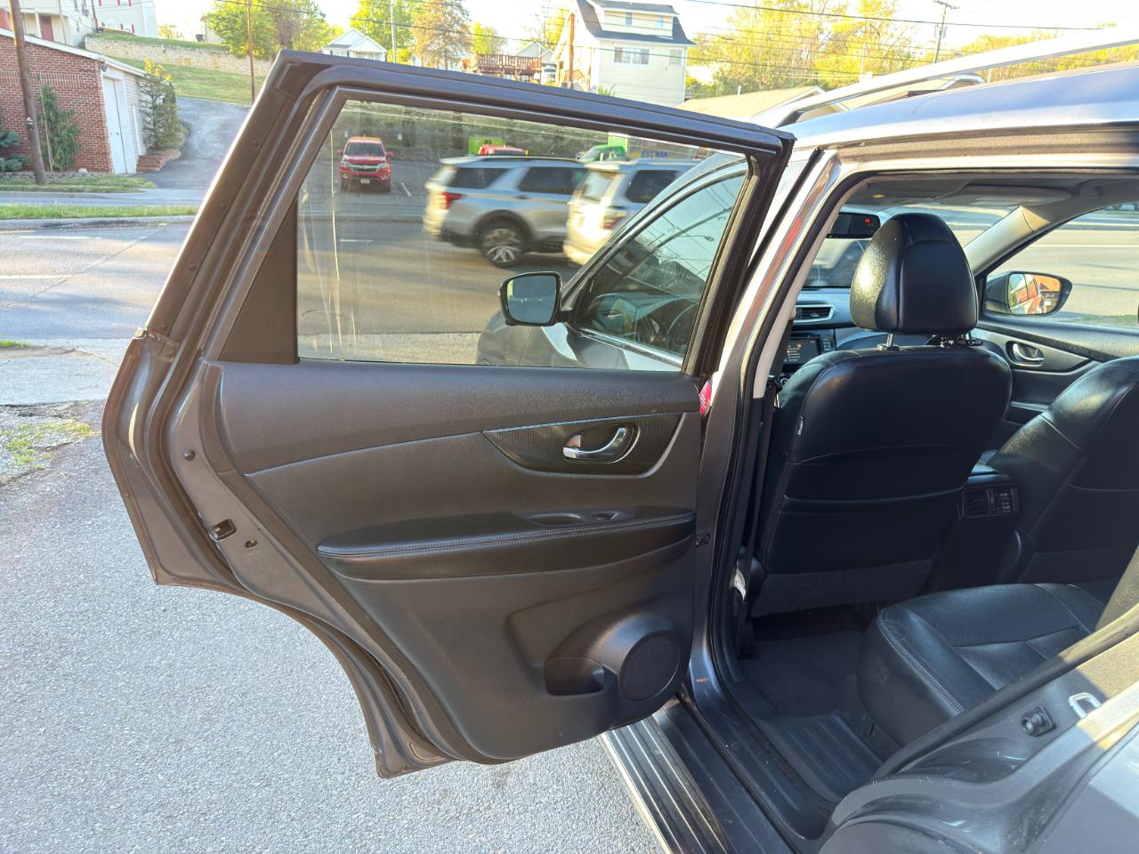 Nissan Rogue AWD 4dr SL 2015