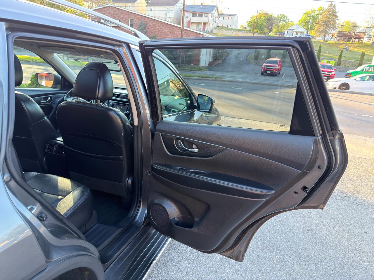 Nissan Rogue AWD 4dr SL 2015