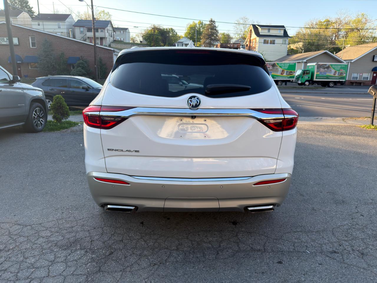 Buick Enclave FWD 4dr Essence 2020