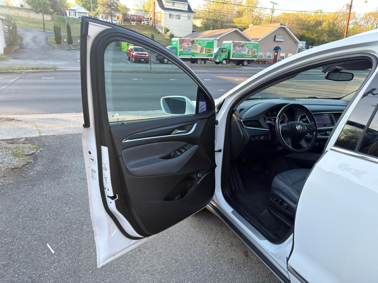 Buick Enclave FWD 4dr Essence 2020