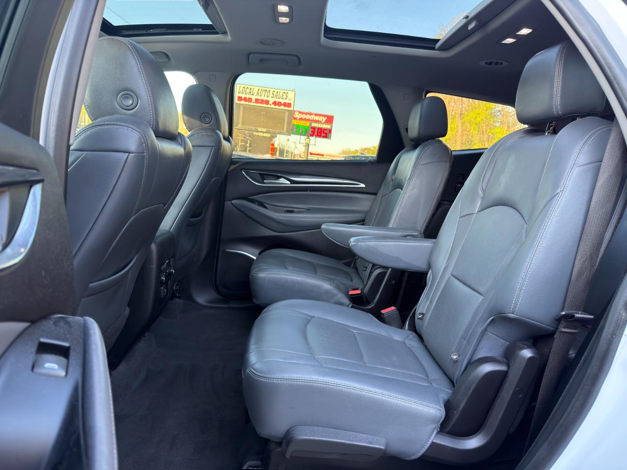 Buick Enclave FWD 4dr Essence 2020