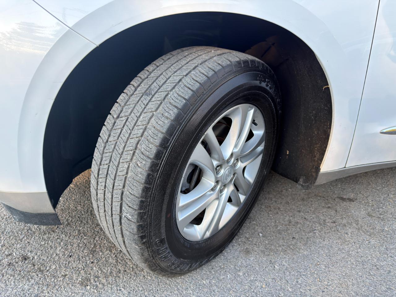 Buick Enclave FWD 4dr Essence 2020