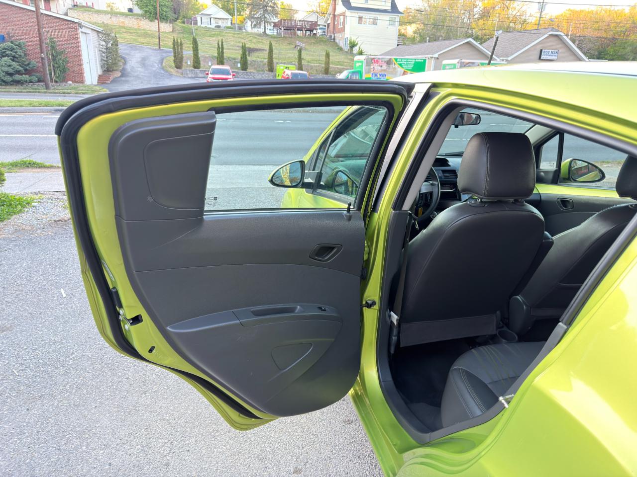 Chevrolet Spark 5dr HB Auto LT w/1LT 2013