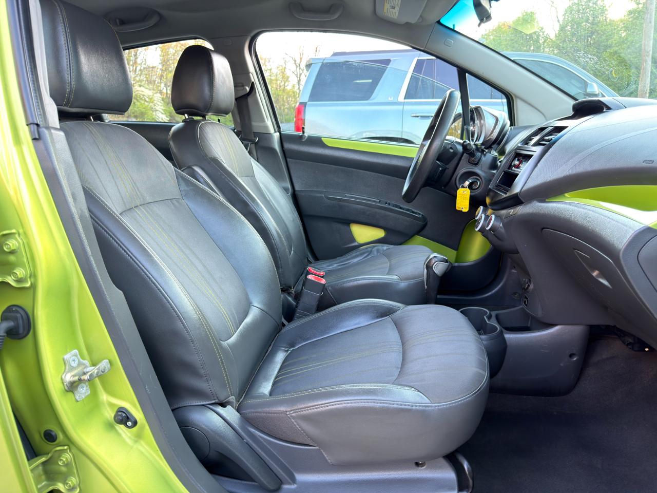 Chevrolet Spark 5dr HB Auto LT w/1LT 2013