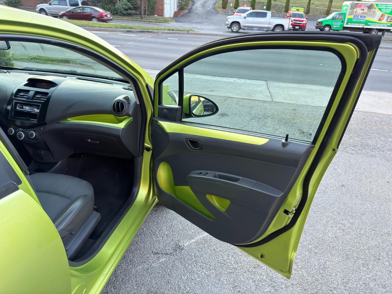 Chevrolet Spark 5dr HB Auto LT w/1LT 2013