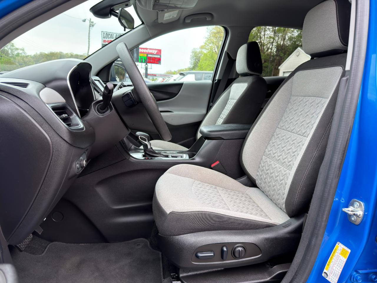 Chevrolet Equinox FWD 4dr LS w/1FL 2024