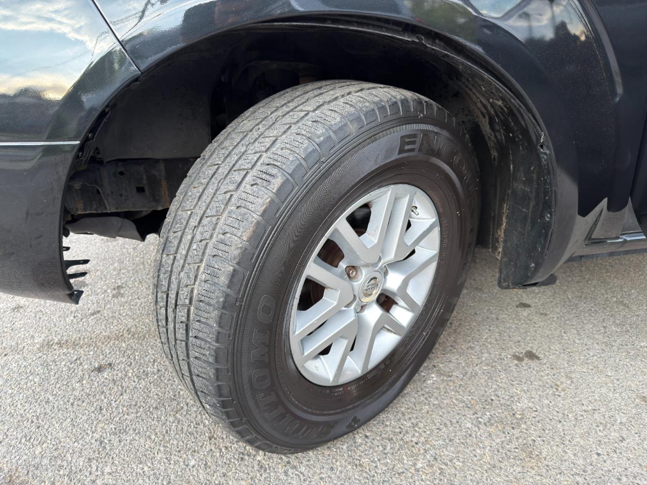 Nissan Frontier Crew Cab 4x2 SV V6 Auto 2017