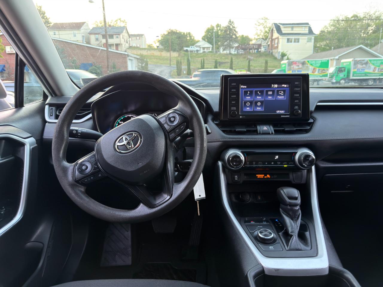 Toyota RAV4 Hybrid LE AWD (Natl) 2022