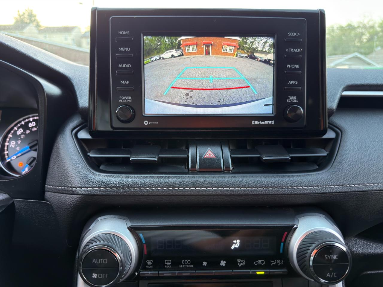 Toyota RAV4 Hybrid LE AWD (Natl) 2022