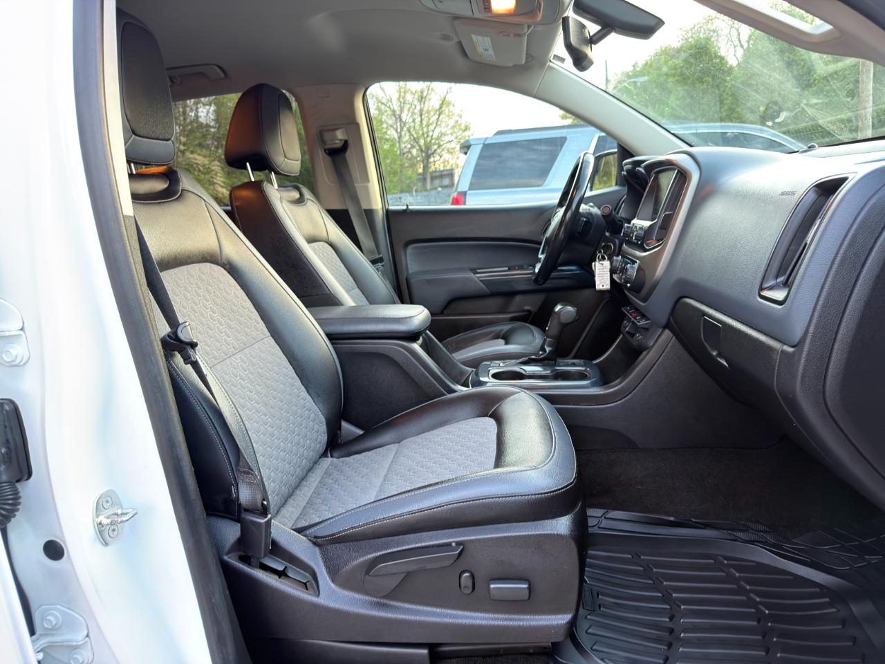 Chevrolet Colorado 4WD Crew Cab 128.3" Z71 2017