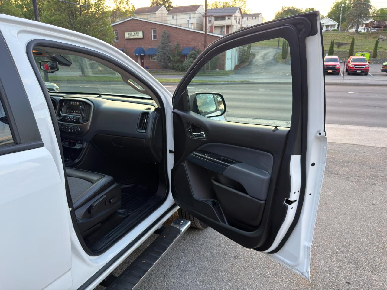 Chevrolet Colorado 4WD Crew Cab 128.3" Z71 2017