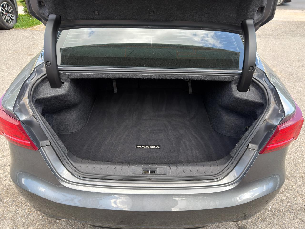 Nissan Maxima SL 3.5L 2018