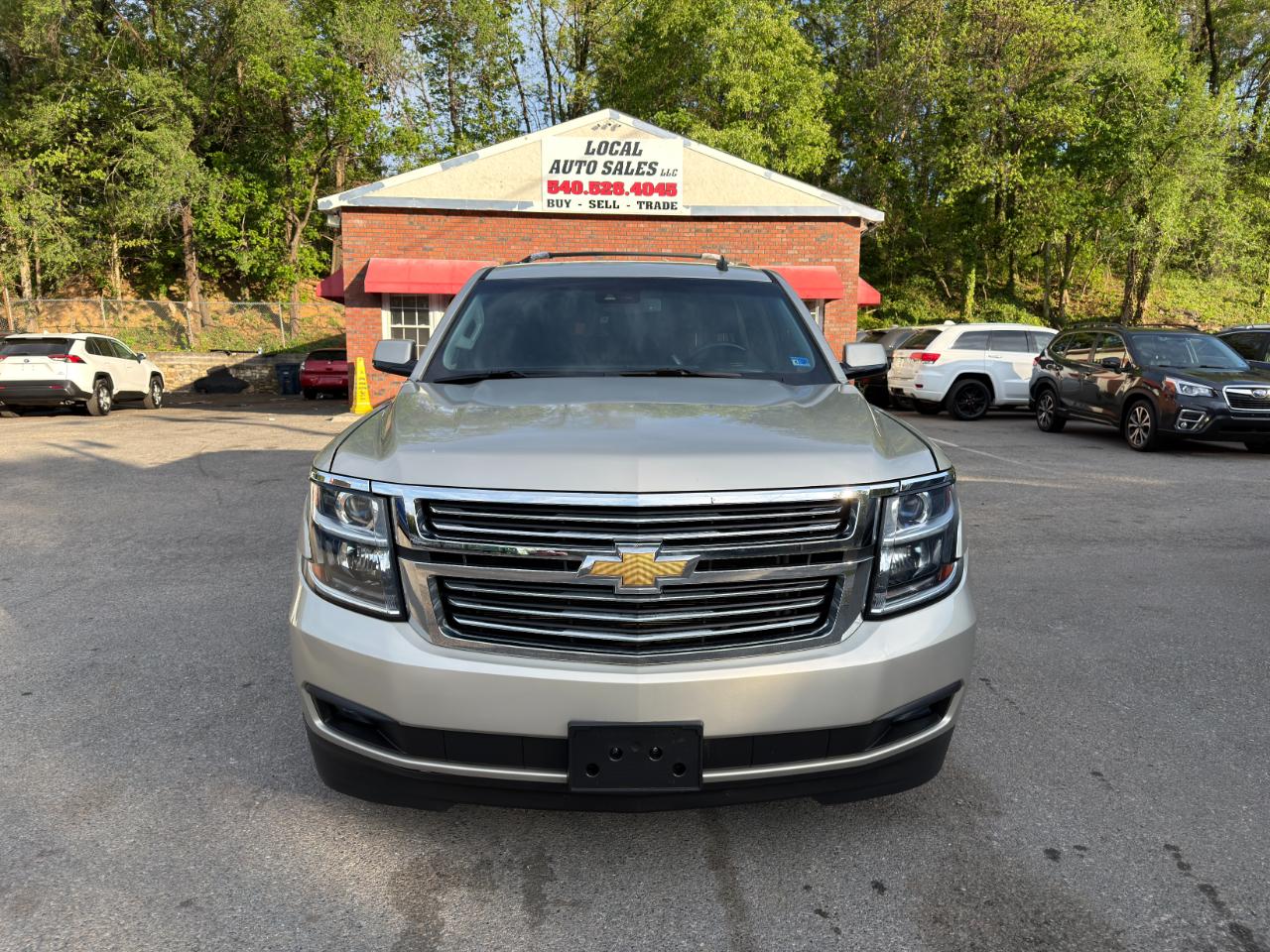 Chevrolet Suburban 4WD 4dr LT 2015