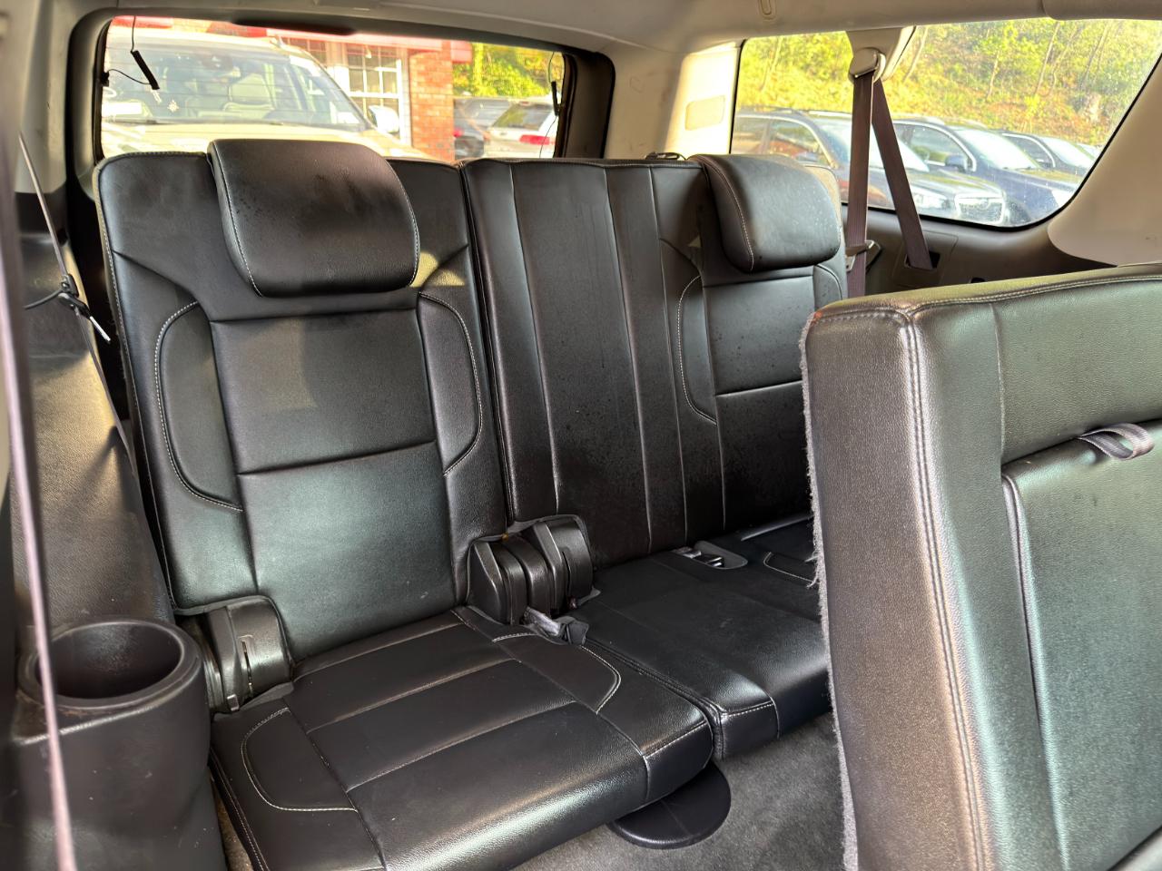 Chevrolet Suburban 4WD 4dr LT 2015