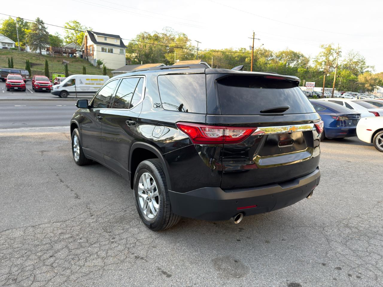 Chevrolet Traverse FWD 4dr LT Cloth w/1LT 2020