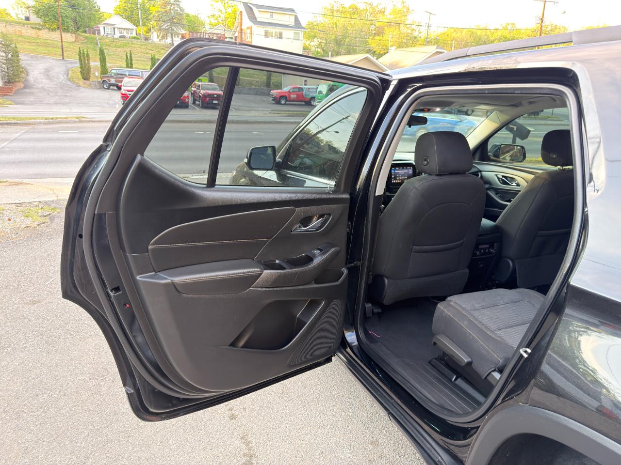 Chevrolet Traverse FWD 4dr LT Cloth w/1LT 2020