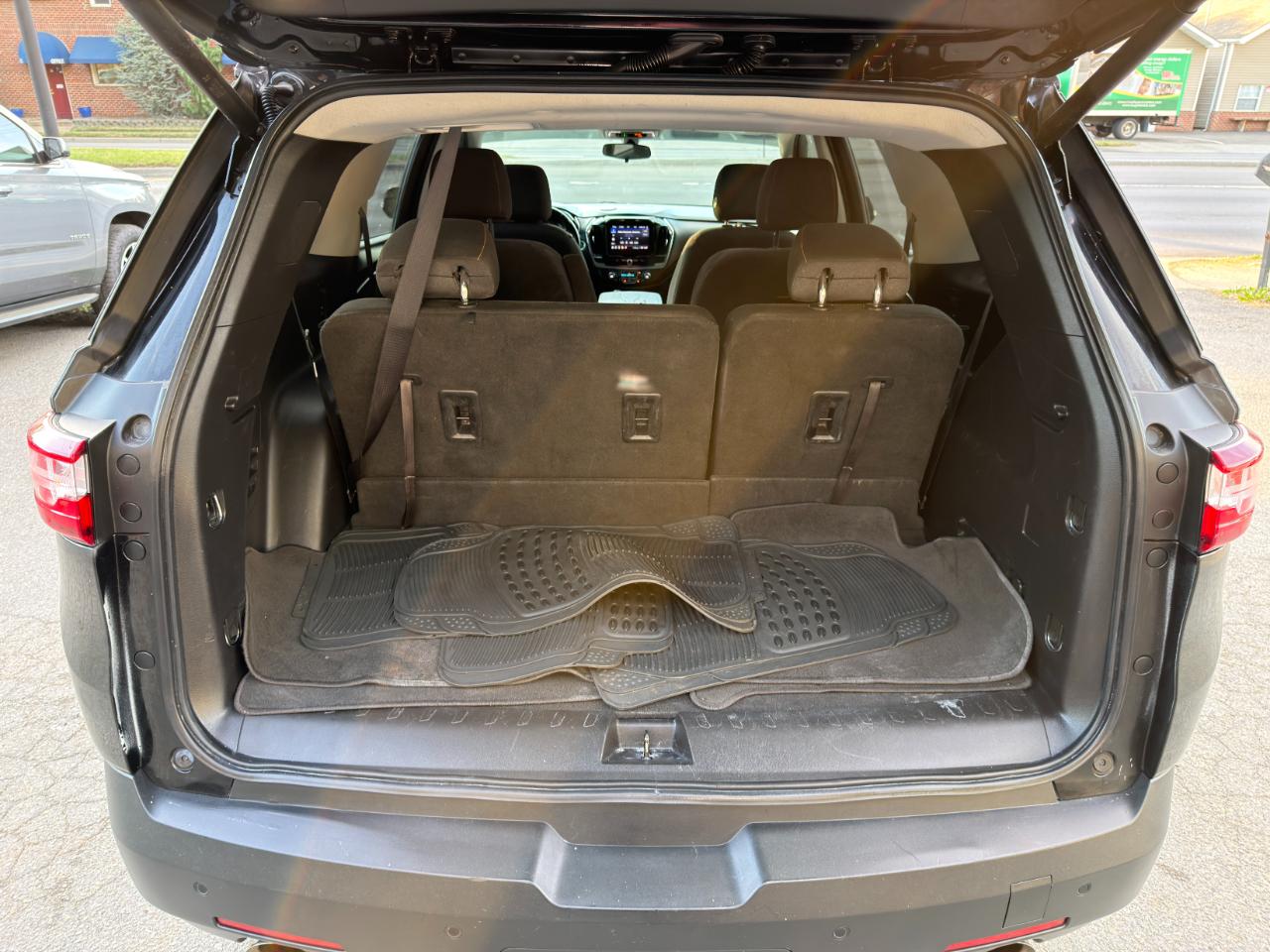 Chevrolet Traverse FWD 4dr LT Cloth w/1LT 2020