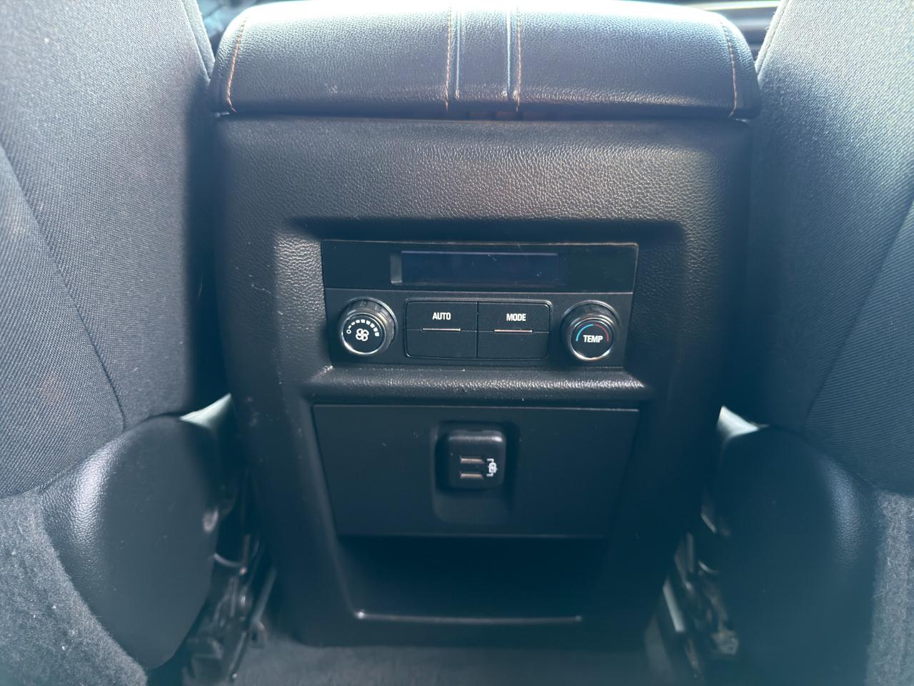 Chevrolet Traverse FWD 4dr LT Cloth w/1LT 2020